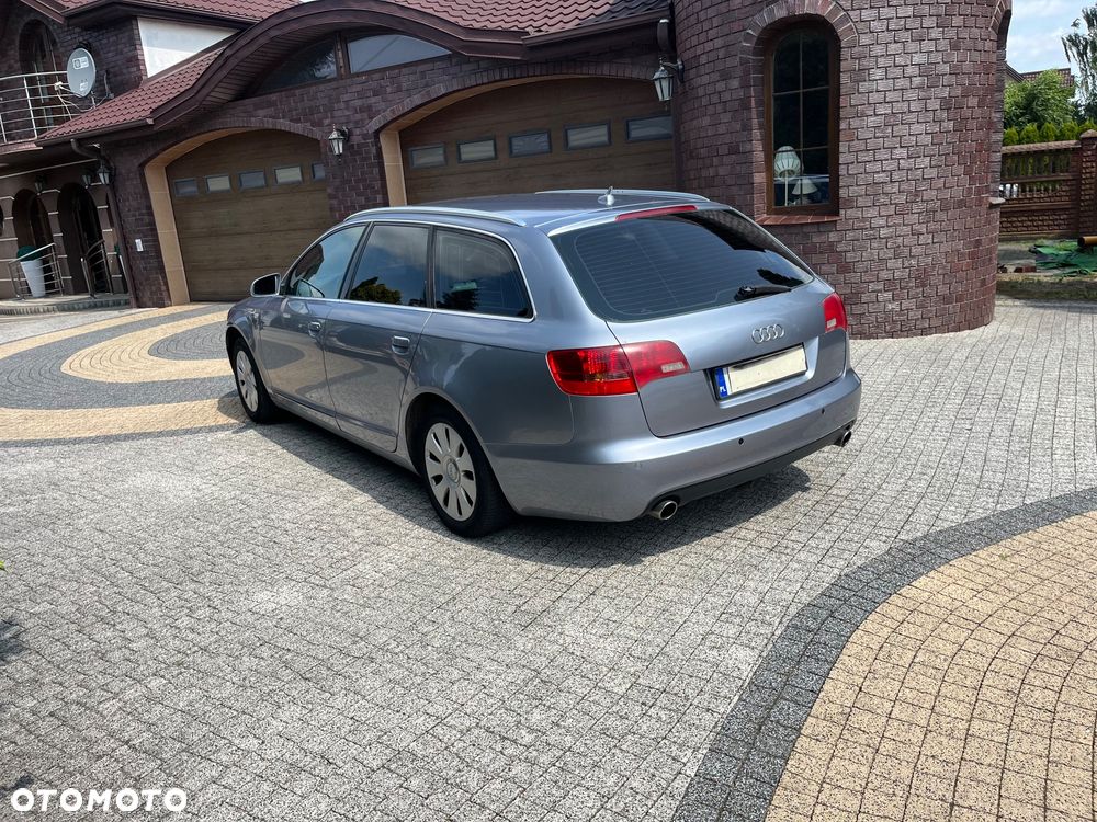 Audi A6 Avant 2.4 - 24