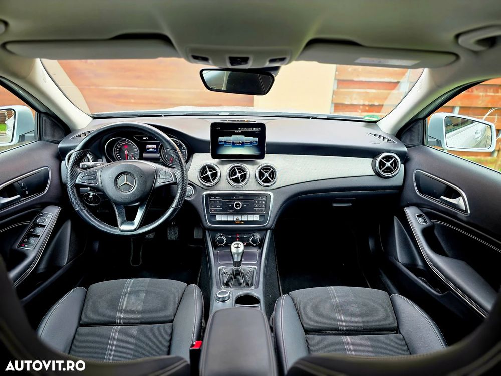Mercedes-Benz GLA - 7