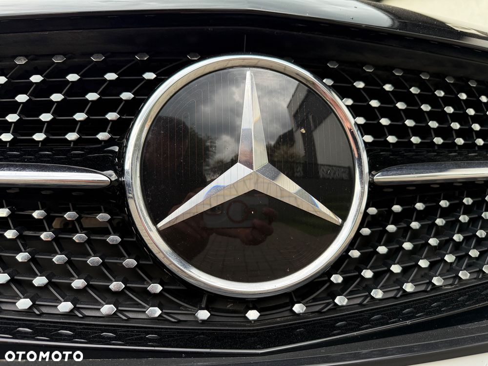 Mercedes-Benz Klasa C 220 d Cabrio 9G-TRONIC AMG Line Plus - 26