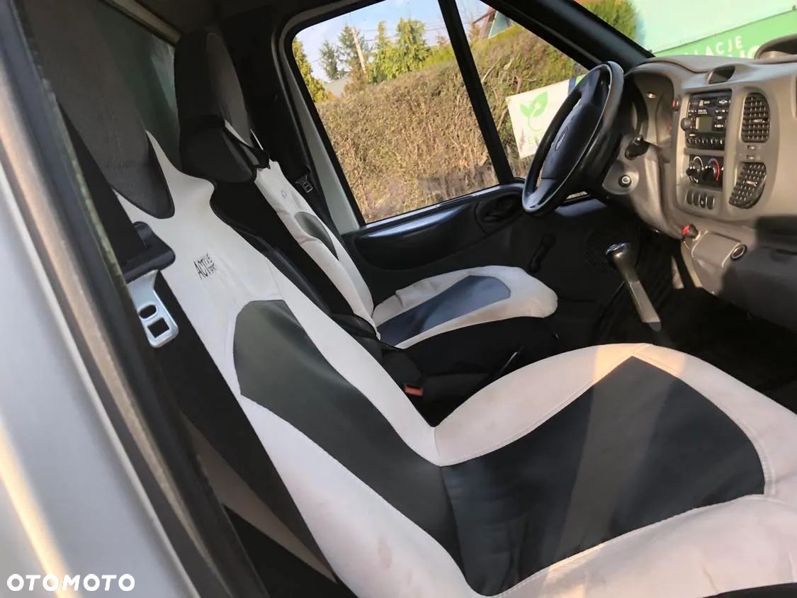 Ford TRANSIT - 1
