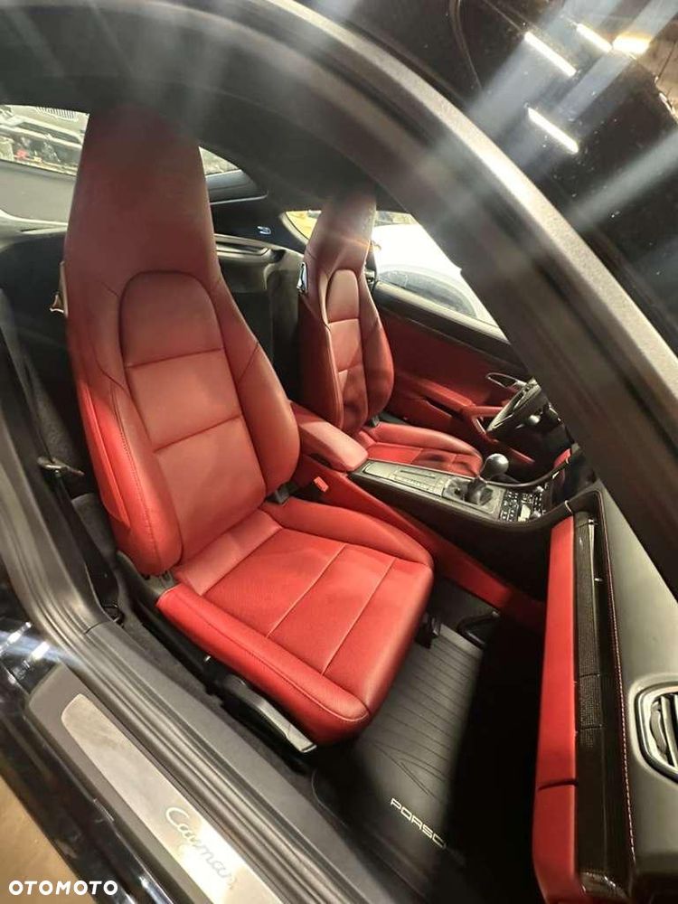 Porsche Cayman - 11
