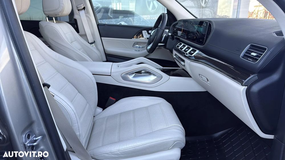 Mercedes-Benz GLS - 34