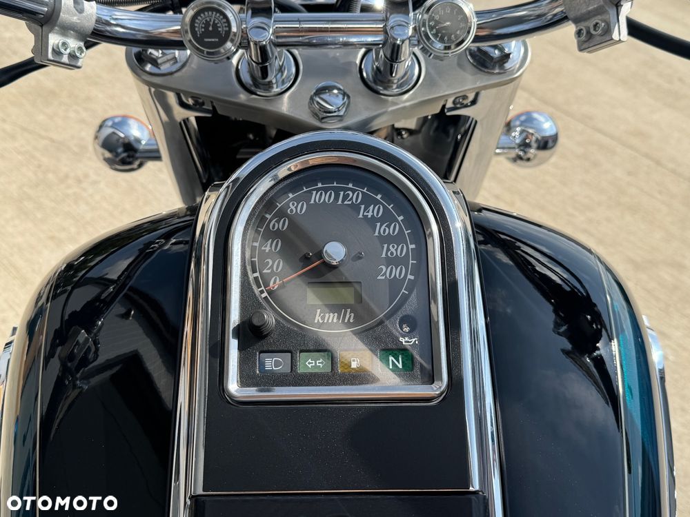 Suzuki VL 1500 Intruder LC - Boulevard C90 - 18