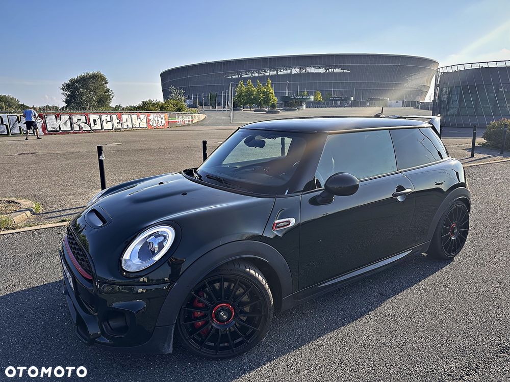 MINI John Cooper Works Essential Trim - 2