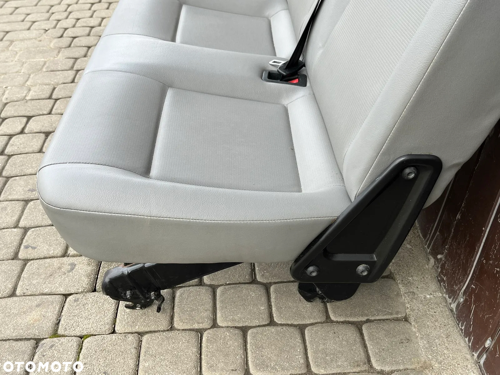FOTEL KANAPA DWÓJKA 2 II DRUGI RZĄD ŚRODKOWY SKAJA SKÓRA ISOFIX VW T5 LIFT T6 CARAVELLE TRANSPORTER EU - 8