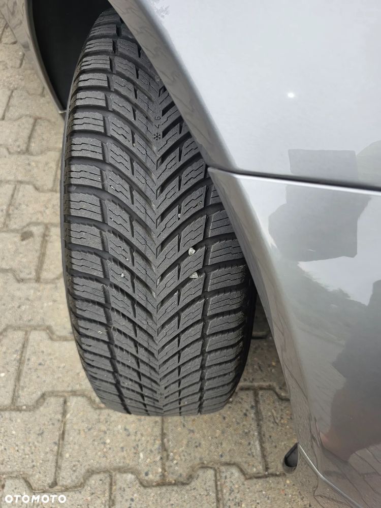 Mercedes-Benz Klasa C 180 Kompressor BlueEFFICIENCY - 15
