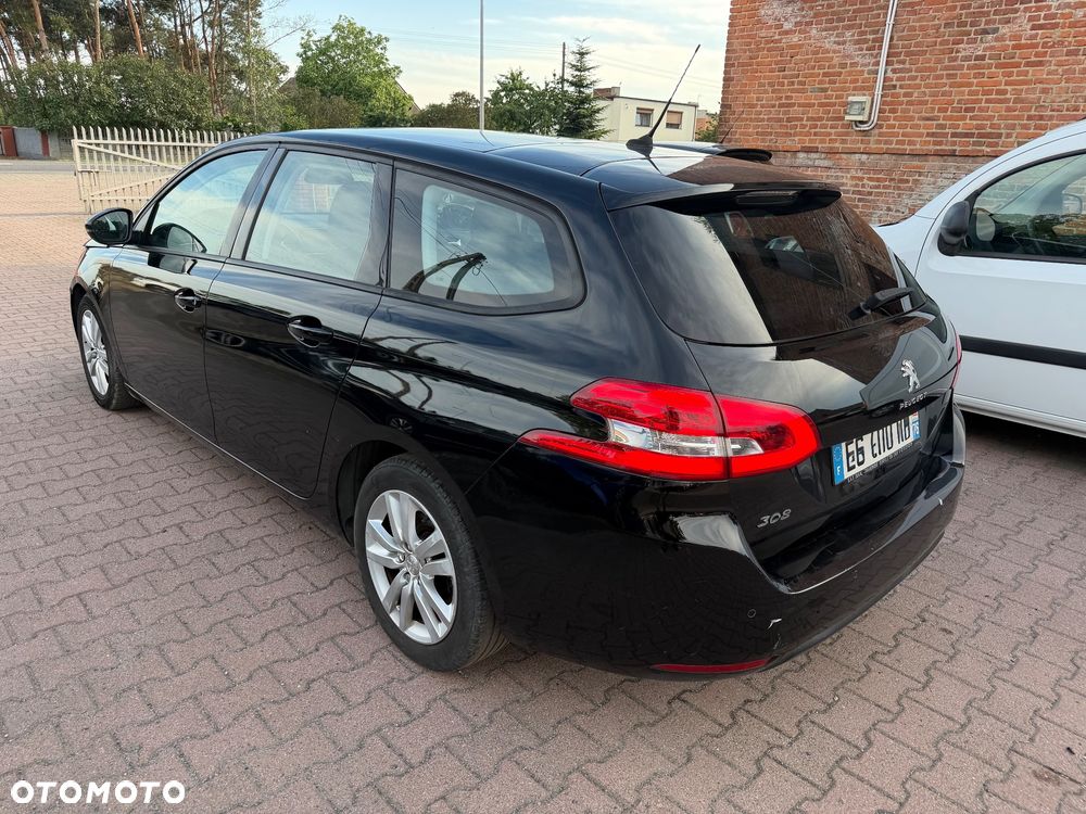 Peugeot 308 - 5