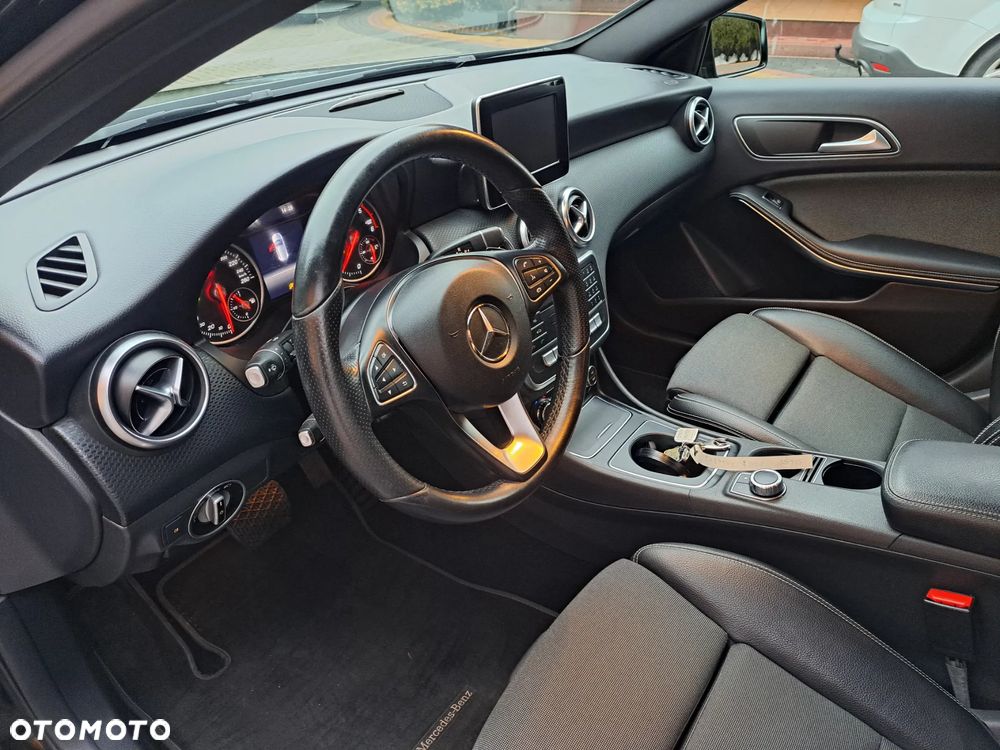 Mercedes-Benz Klasa A 180 CDI 7G-DCT AMG Line - 5