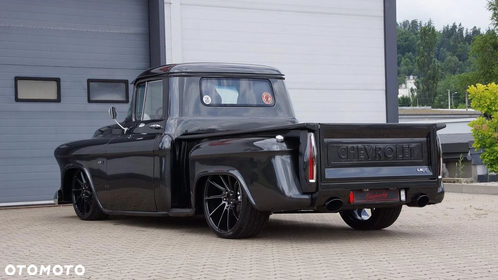 Chevrolet Apache - 3