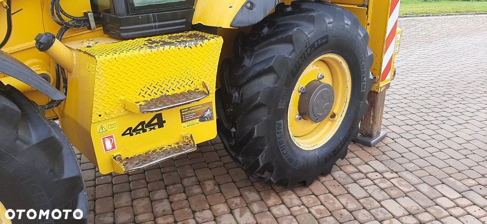 Komatsu WB97S-2 - 6