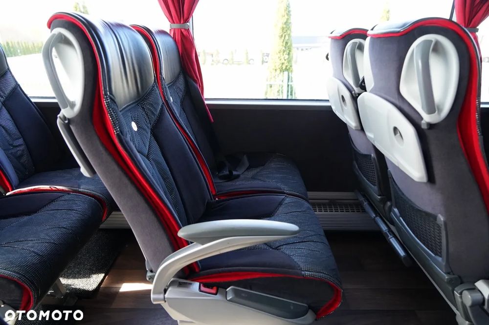 Mercedes-Benz TOURISMO RHD-M / EURO 6 / SPROWADZONY / - 36