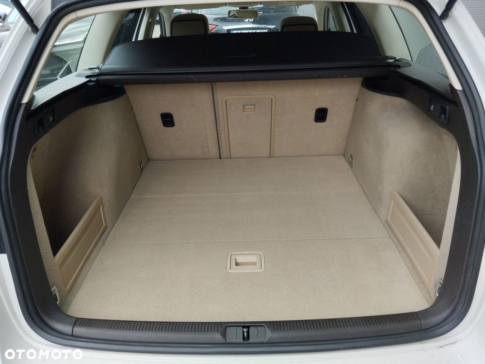 Volkswagen Passat 1.4 TSI BMT Comfortline - 17