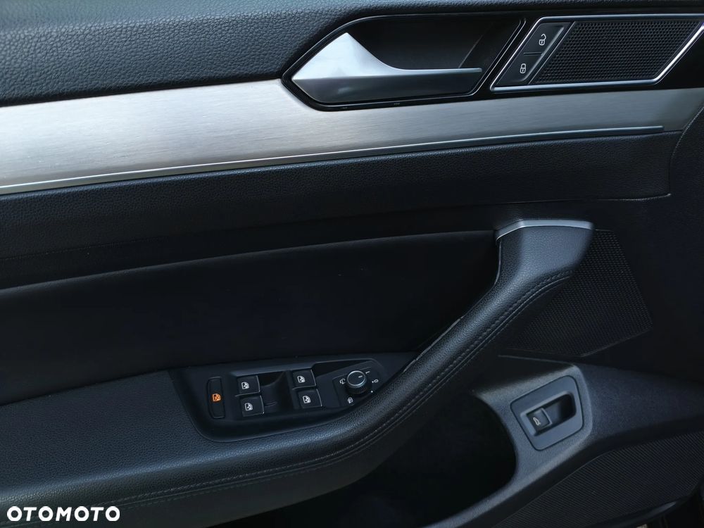 Volkswagen Passat 1.4 TSI ACT (BlueMotion Technology) DSG Highline - 25