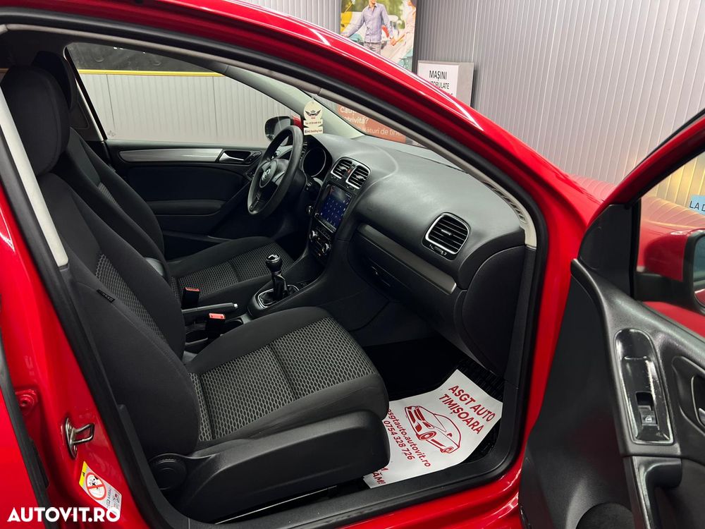 Volkswagen Golf - 12