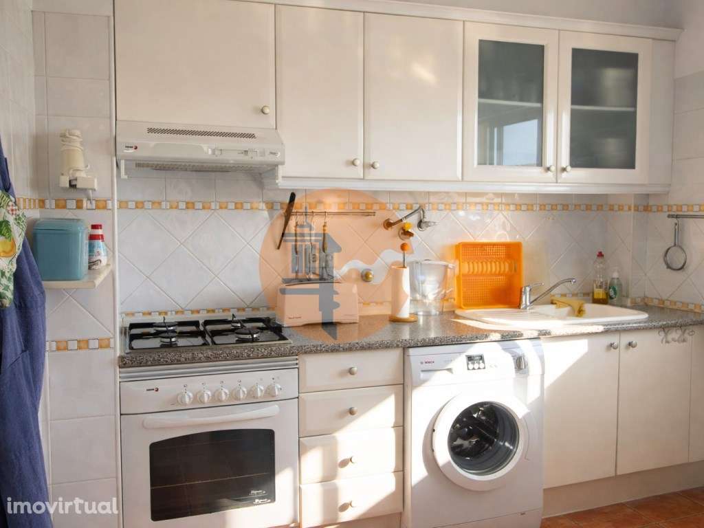 Viva Perto do Mar: T2 com Terraço, Garagem e Varanda - Grande imagem: 3/37