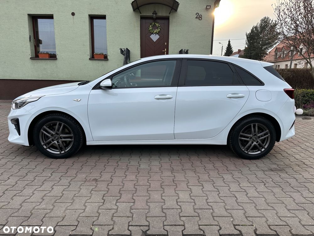 Kia Ceed 1.4 L Business Line Plus - 28