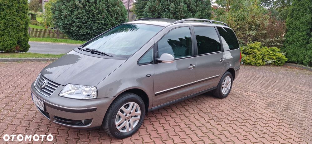 Volkswagen Sharan - 1