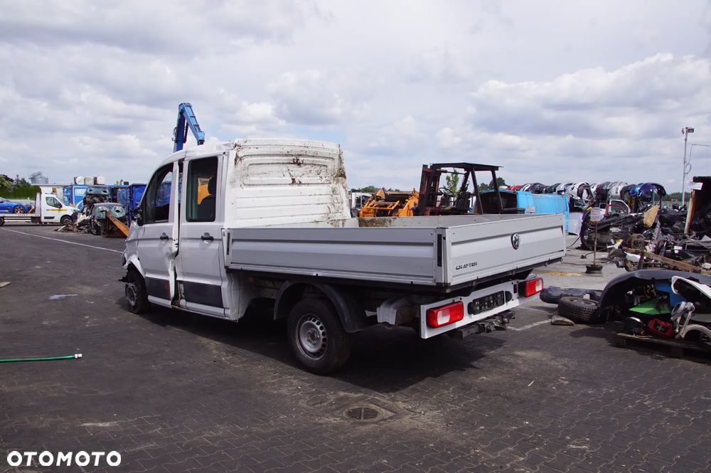 Auto na części  Volkswagen Crafter 2 II 2.0 TDI 140 KM DNA SKRZYNIA 6 VLE MANUALNA KOLOR LB9A 2024R Silnik 44 TYŚKM Skrzynia Drzwi Lusterko Szyba Sterownik Deska Kokpit Licznik doka fotel drzwi paka skrzynka felga skrzynia silnik maglownica - 10