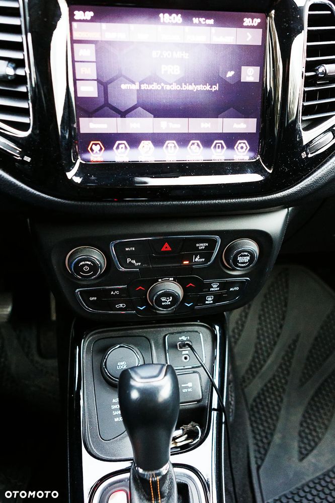 Jeep Compass - 9