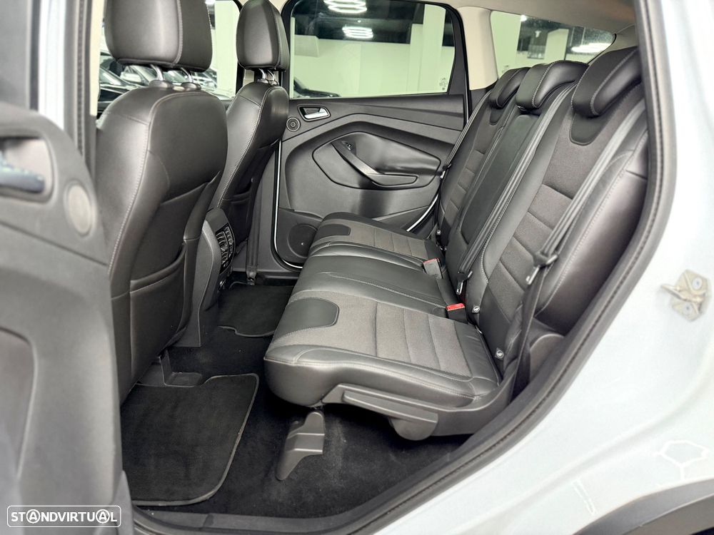 Ford Kuga 2.0 TDCi Titanium - 18