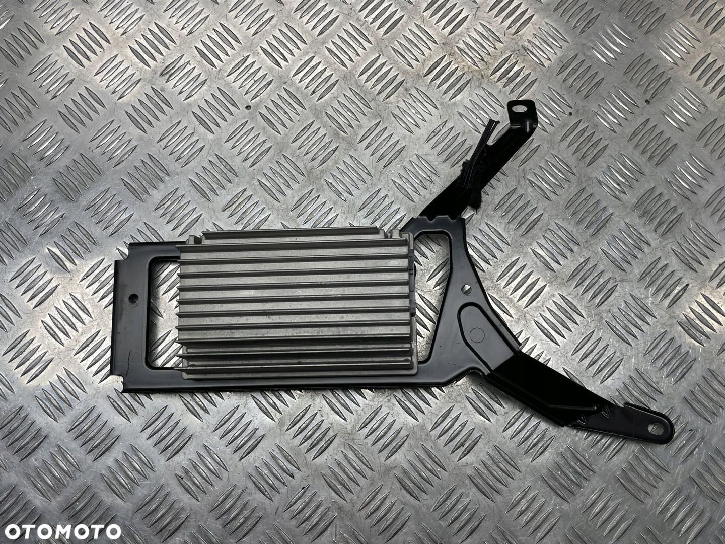 BMW F20 F21 MODUŁ WZMACNIACZ SYSTEMU HIFI 9322687 - 1