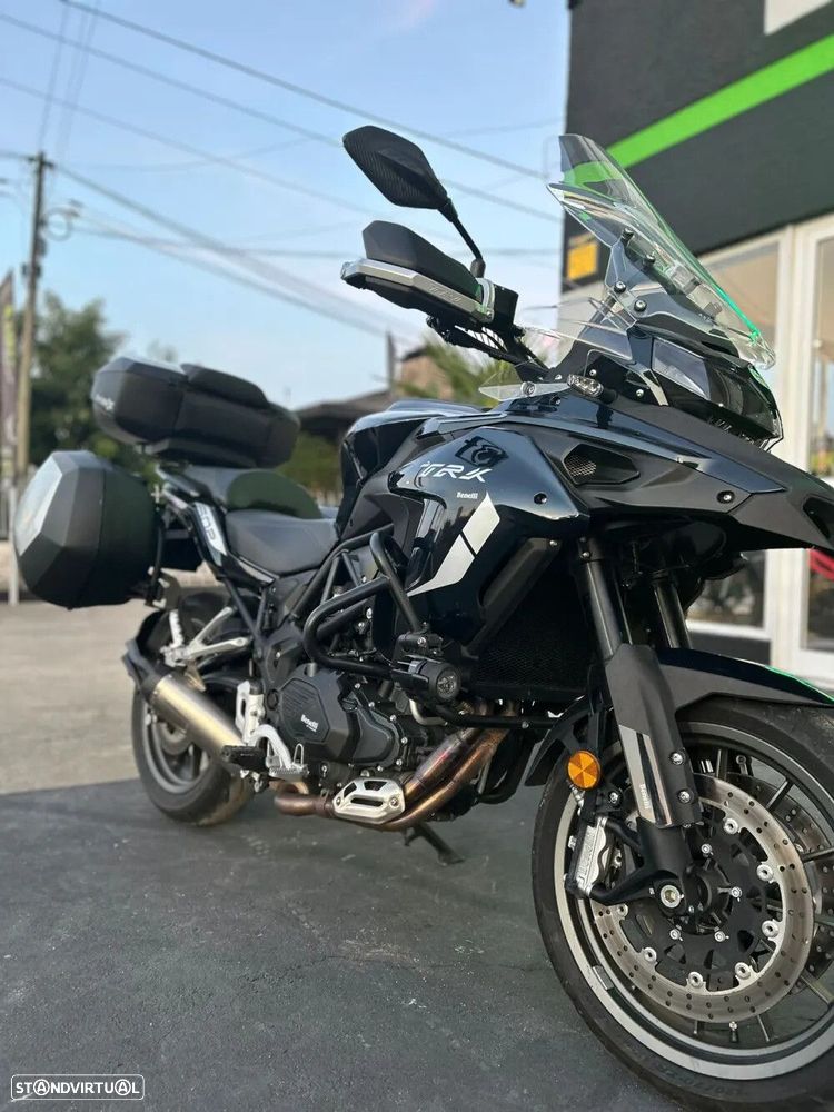Benelli TRK 502 - 11