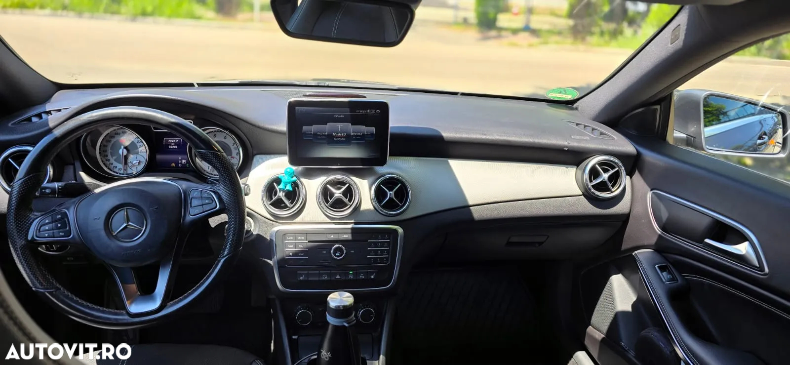 Mercedes-Benz CLA 180 7G-DCT - 11