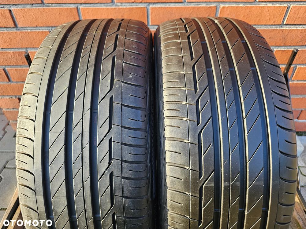 (O208) 225/45R19 92W 6,4mm / Bridgestone Turanza T001 - 2