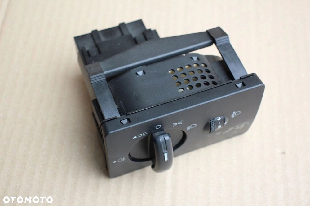 Przełącznik włącznik świateł FORD FOCUS MK2 7M5T-13A024-EA - 1