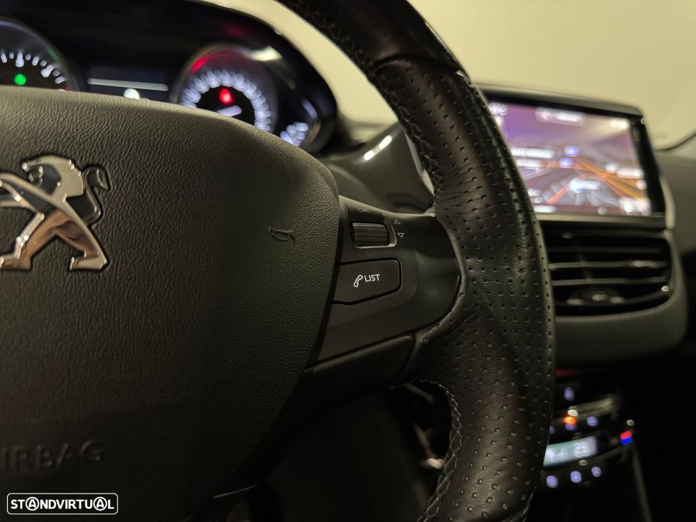 Peugeot 2008 1.6 BlueHDi Crossway - 49