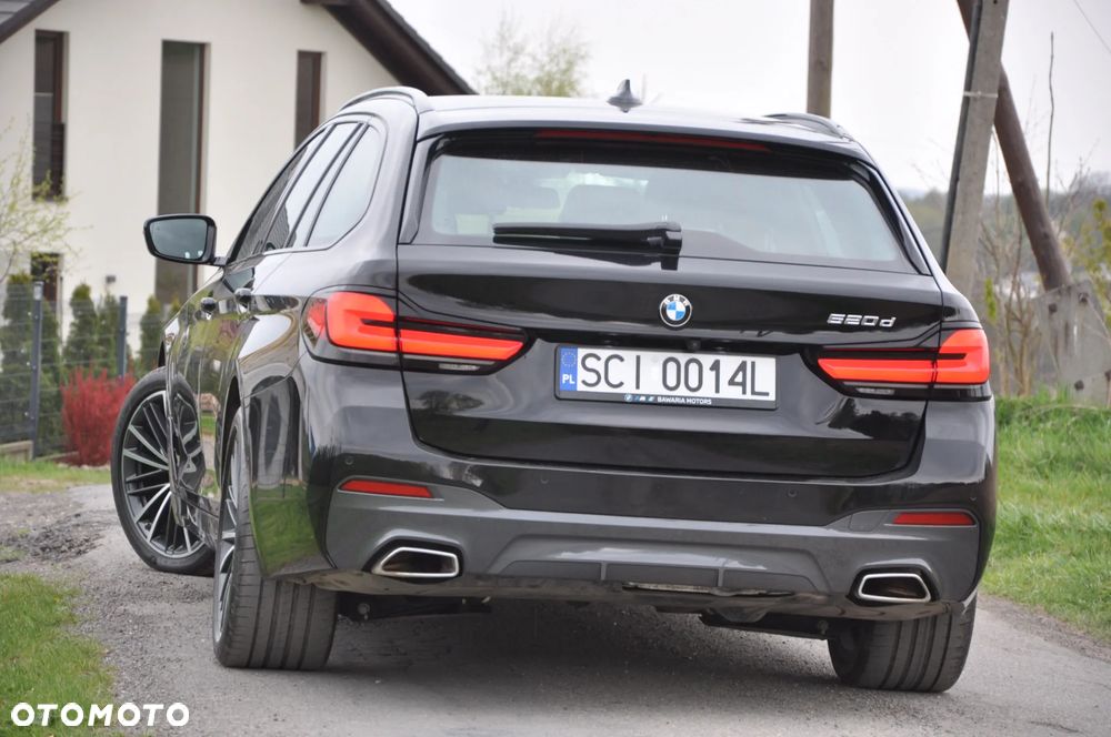 BMW Seria 5 520d xDrive mHEV M Sport sport - 11