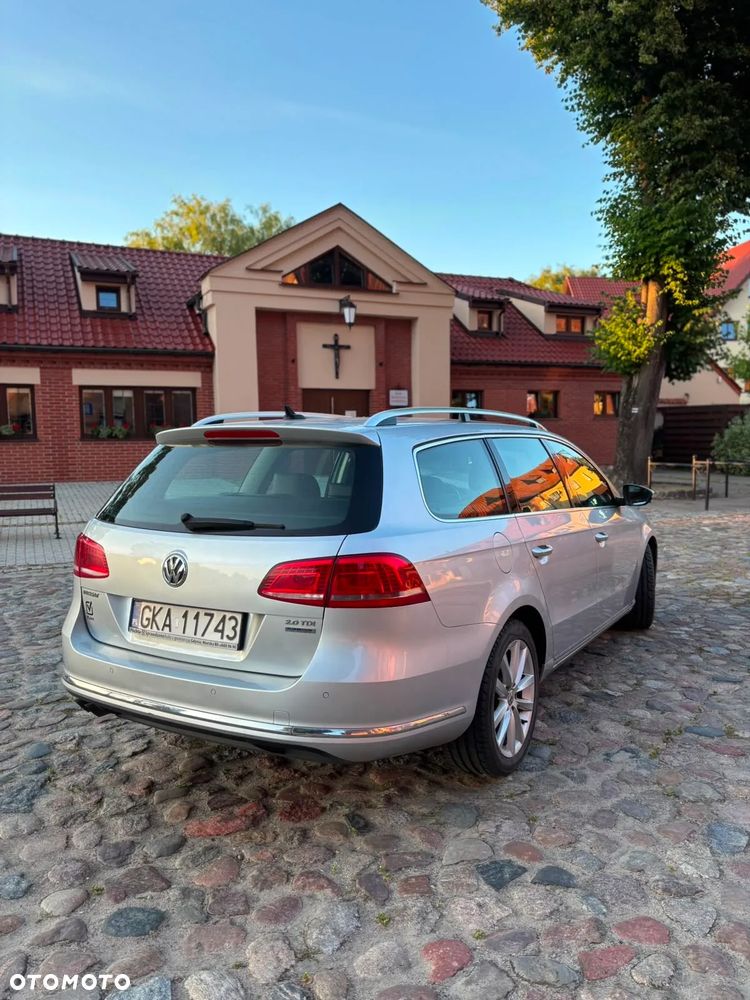 Volkswagen Passat 2.0 TDI Highline - 3