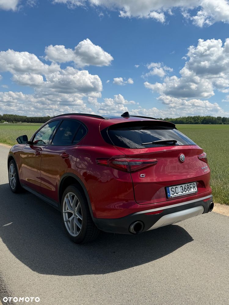 Alfa Romeo Stelvio 2.0 Turbo 16V AT8-Q4 Lusso Ti - 7
