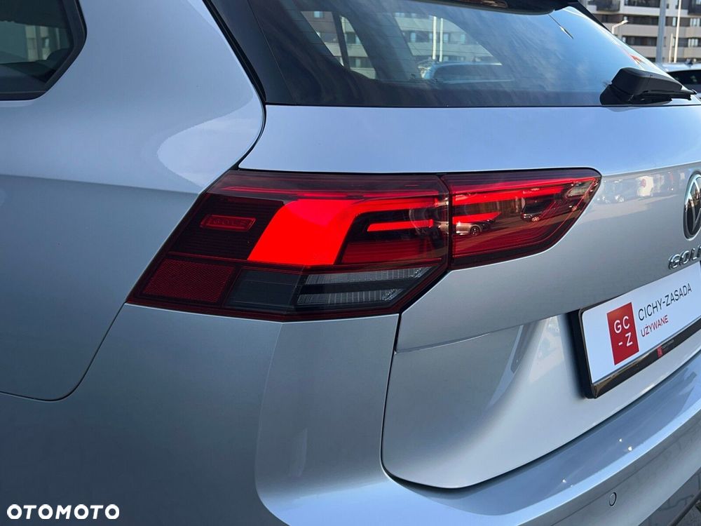 Volkswagen Golf VIII 1.5 TSI EVO Life - 35