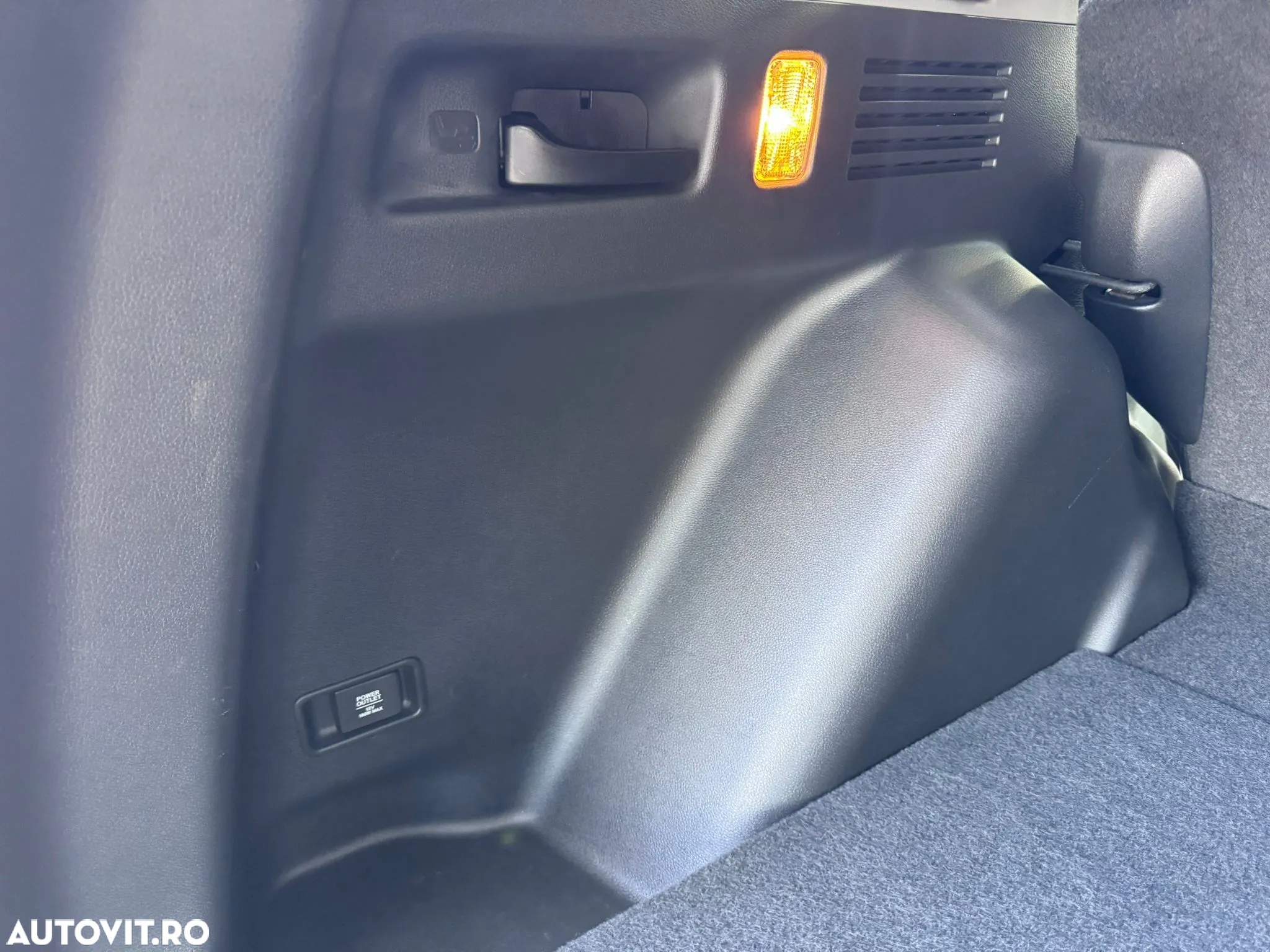 Honda CR-V 1.5 VTEC Turbo 4WD CVT Executive - 23
