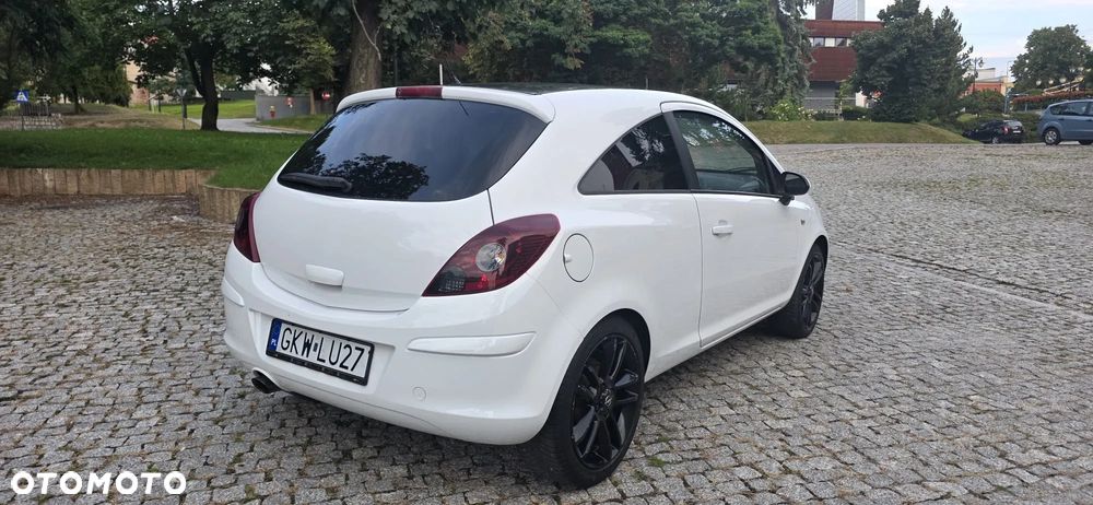 Opel Corsa 1.4 16V Color Edition - 30