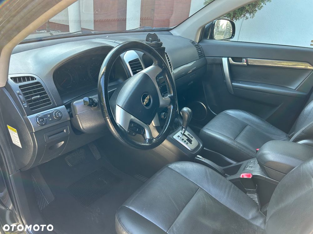 Chevrolet Captiva 2.0 4WD 5 Sitzer Automatik LT Exclusive - 25