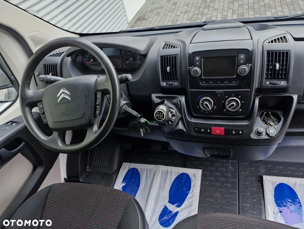 Citroën JUMPER, 2019(XII), L2H2, BRYGADÓWKA, 7 miejsc, DOKA, czujniki, klima - 17