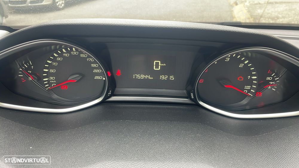 Peugeot 308 1.6 HDi Allure - 13