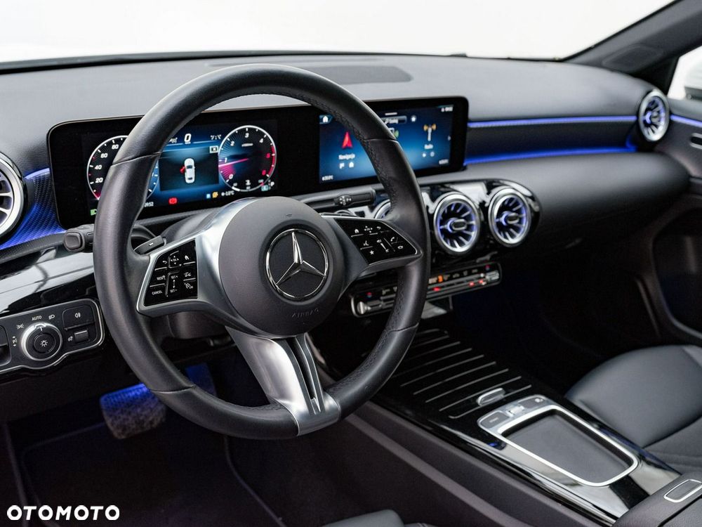 Mercedes-Benz Klasa A 200 d 8G-DCT Progressive - 7