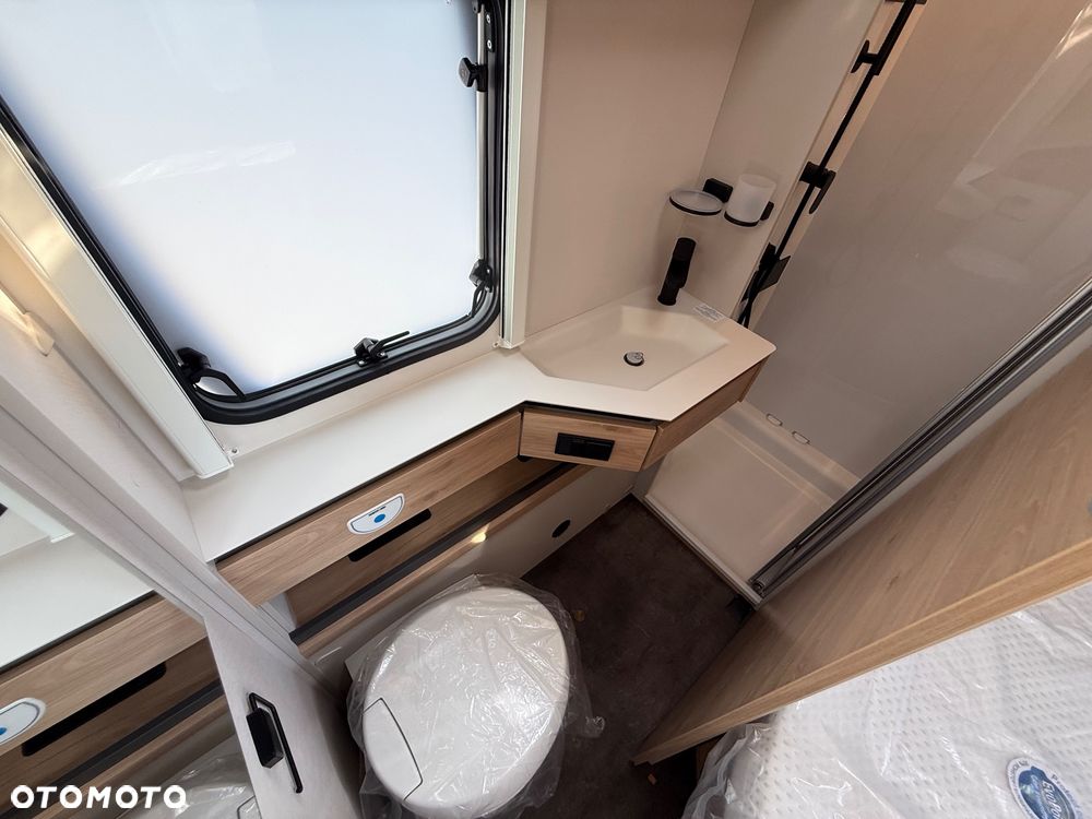 Dethleffs Camper 530 FSK - 15