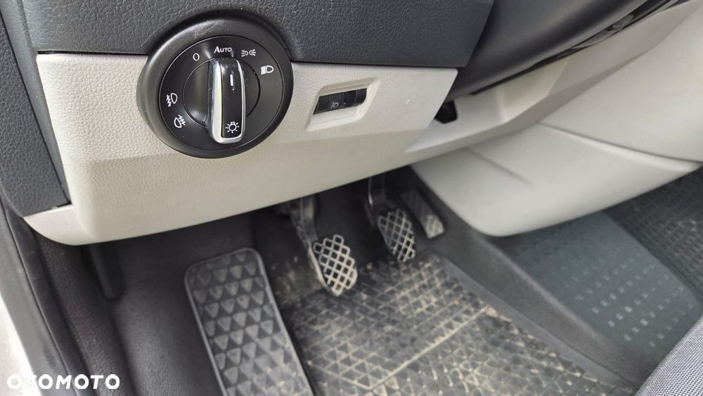 Volkswagen Transporter T6 - 14