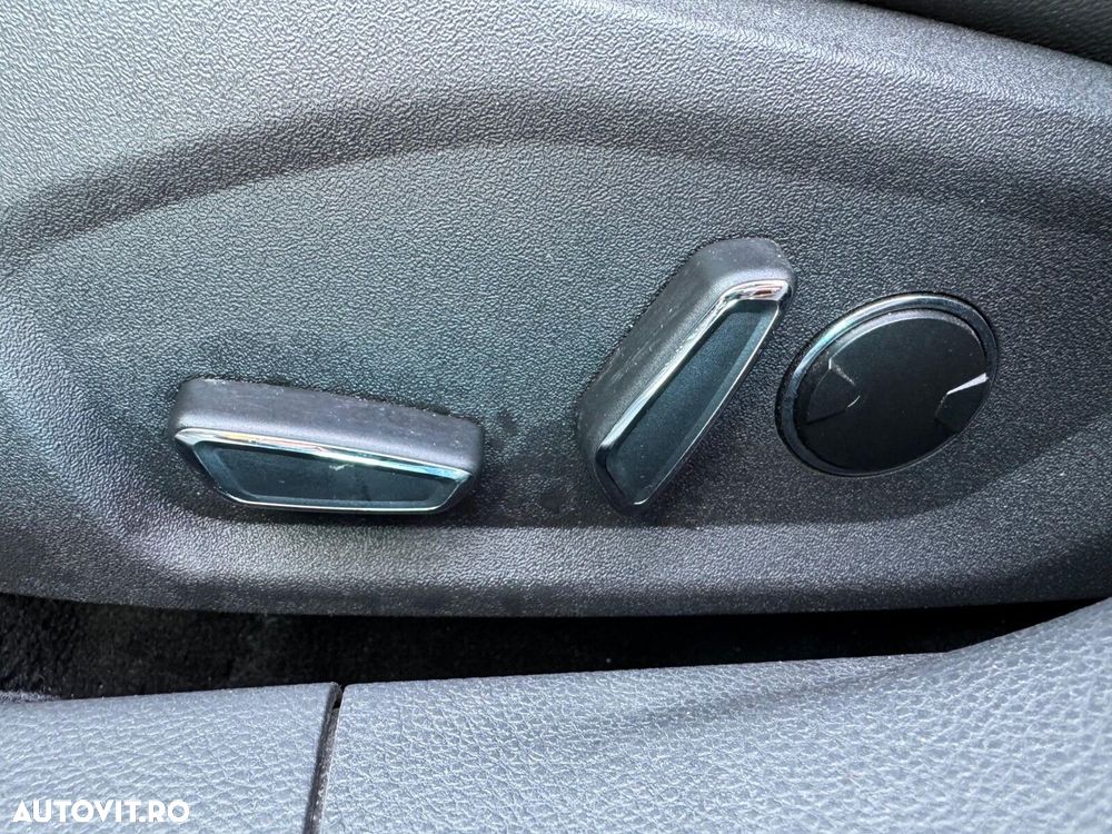 Ford Mondeo 2.0 HEV ST Line High - 12