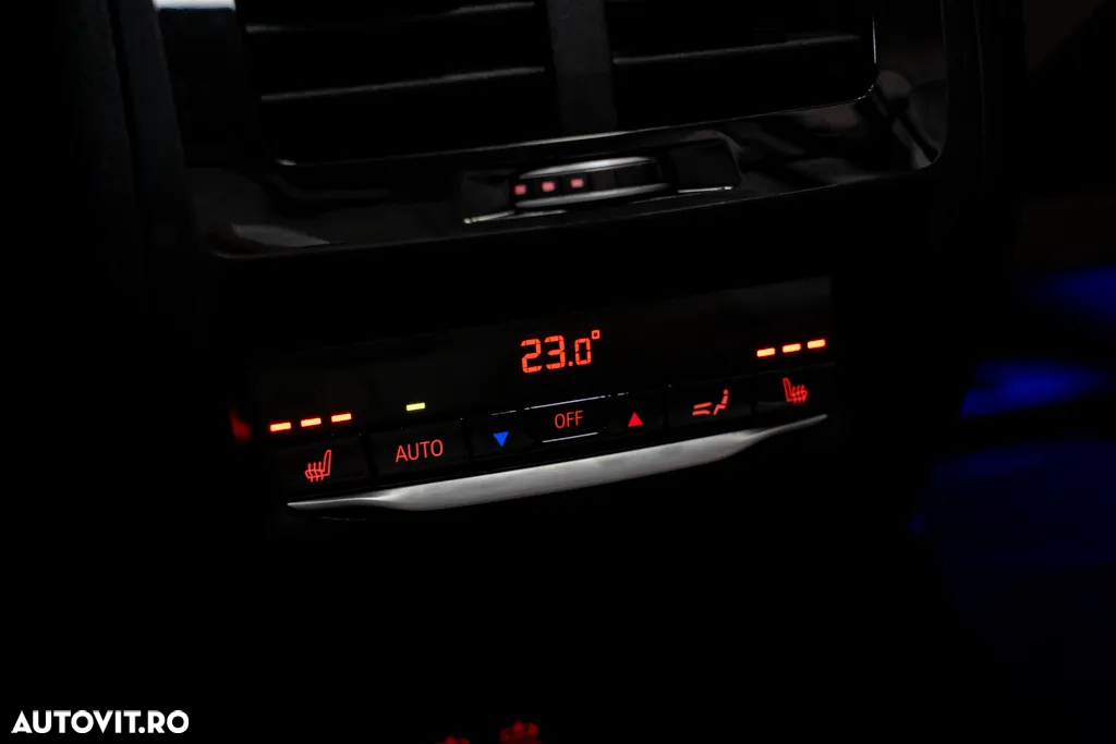 BMW X3 xDrive20d AT MHEV - 32