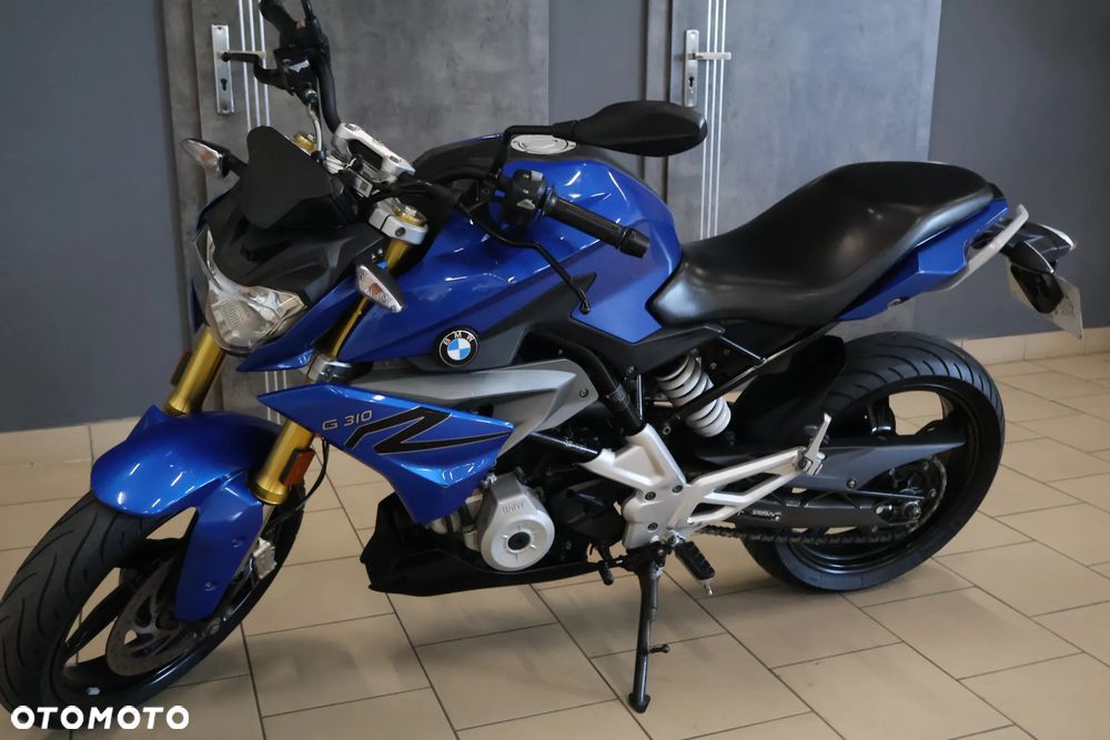 BMW G - 21