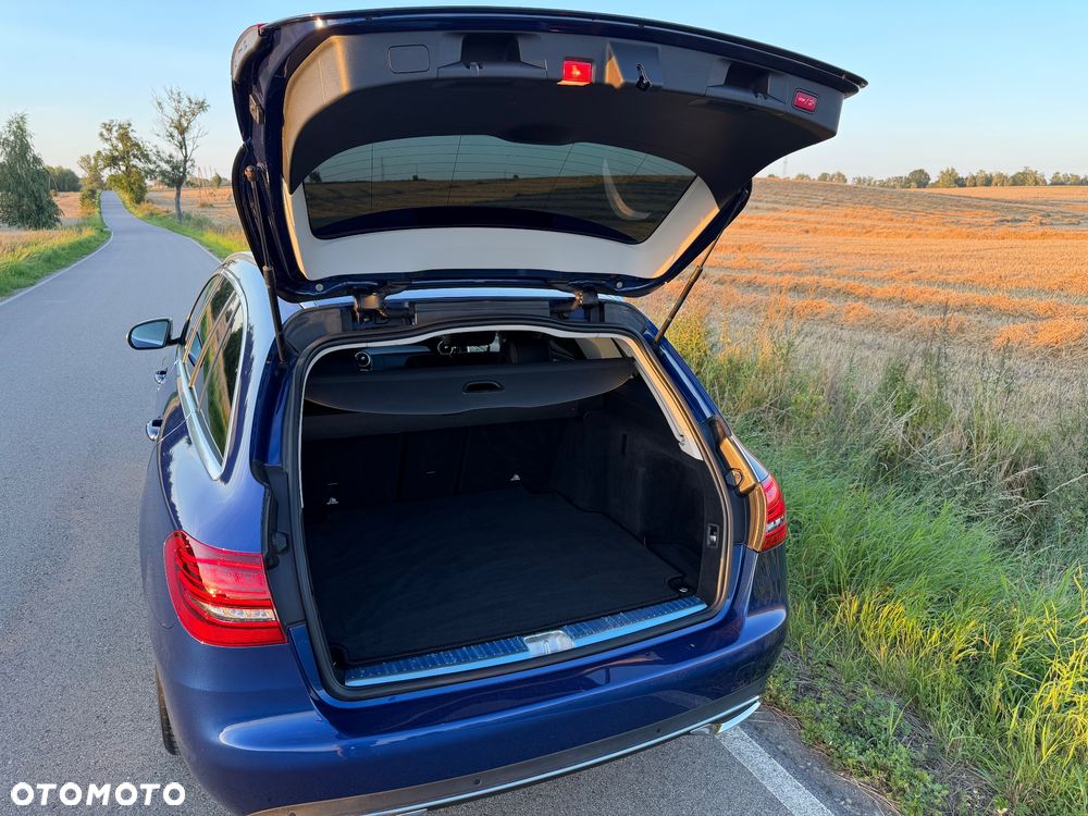 Mercedes-Benz Klasa C - 12