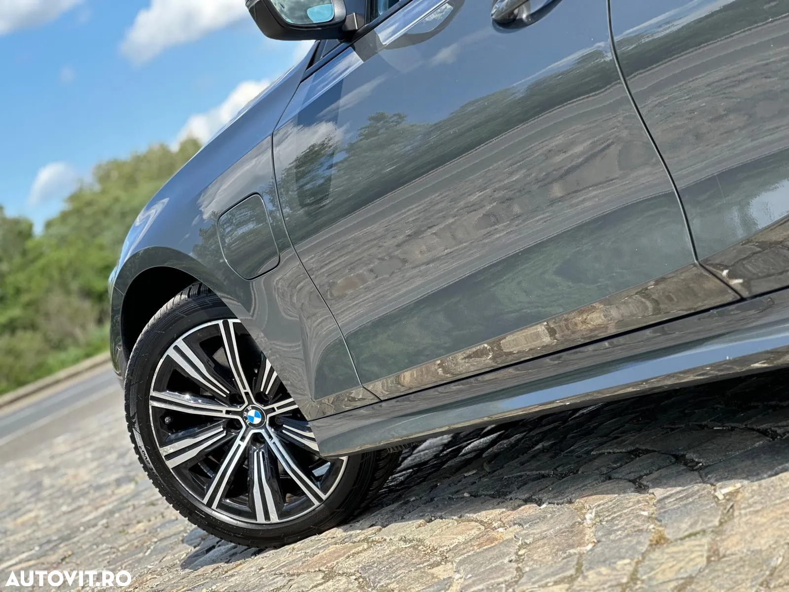 BMW Seria 3 330e Aut. Sport Line - 12