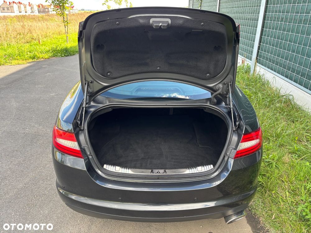Jaguar XF 2.2 D Premium Luxury - 19
