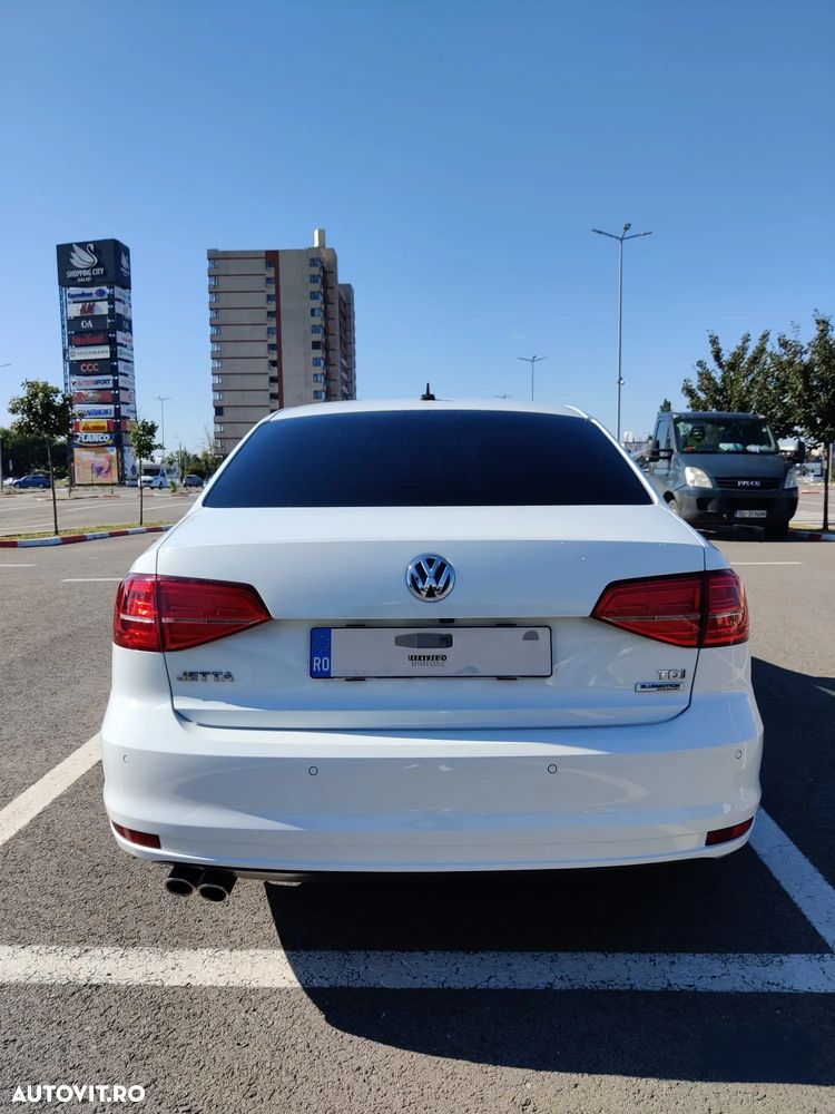 Volkswagen Jetta 2016 photo 3