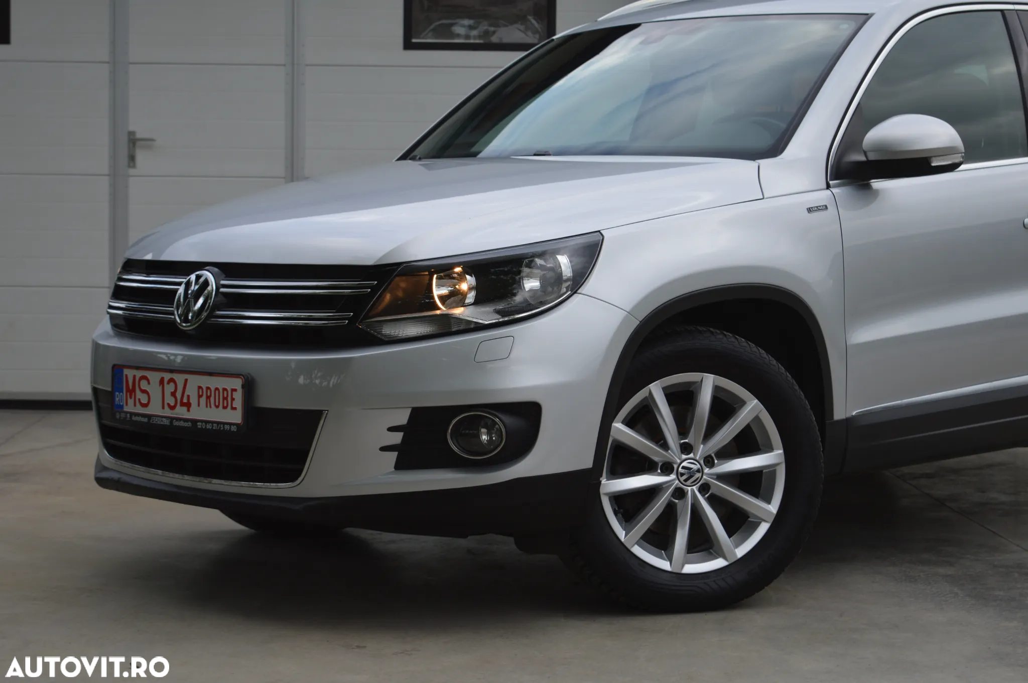 Volkswagen Tiguan - 13